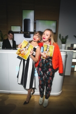 Яна Лапикова, Екатерина Волгина