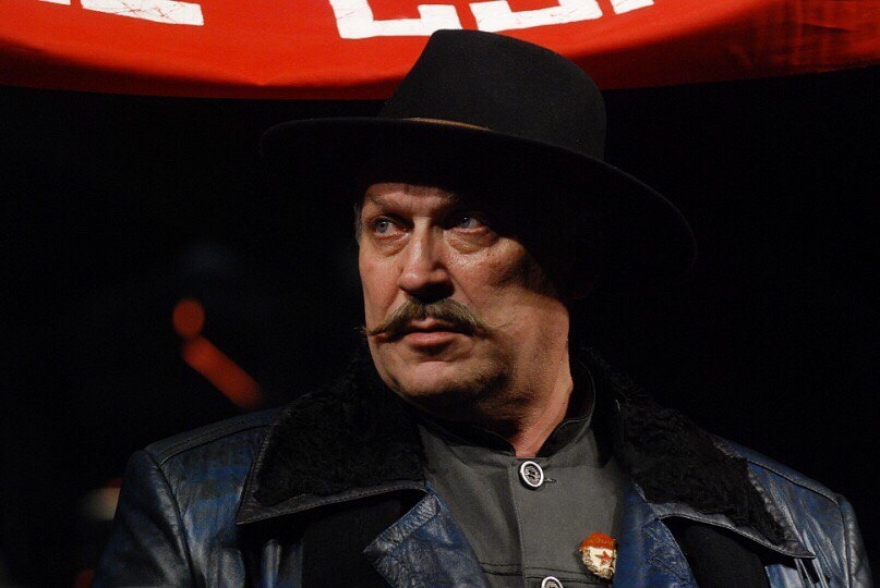 Вторник, 11 апреля Еще немного о театре: ведущий актёр КАРБДТ имени В.И Качалова и главный режиссер Казанского камерного театра «Сдвиг» придет на