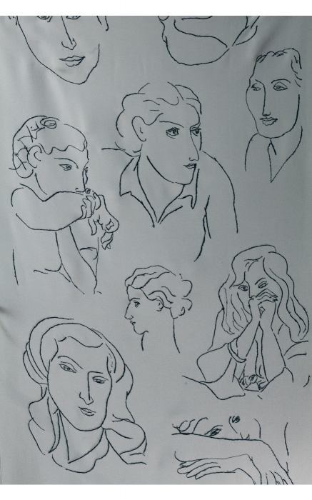 Работы Анри Матисса в свое время присутствовали на шарфах, выпускавшихся Модным домом Совместно с Эрмитажем.