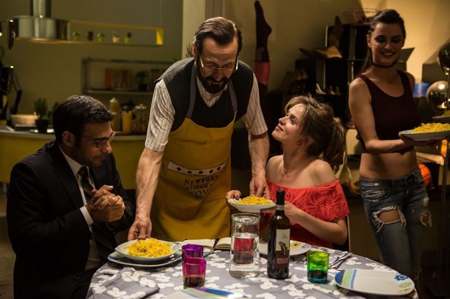 Пятница-воскресенье, 14-16 апреля Кинотеатр «Мир» примет самый масштабный италоязычный фестиваль России RIFF. С 14 по 26 апреля будем смотреть