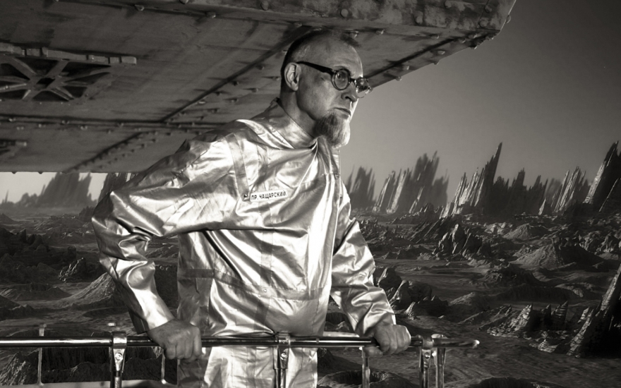 Костюмы космических исследователей из «Звездного ворса» вдохновлены американским научнофантастическим сериалом «Флэш Гордон» 1936 года. В нем люди