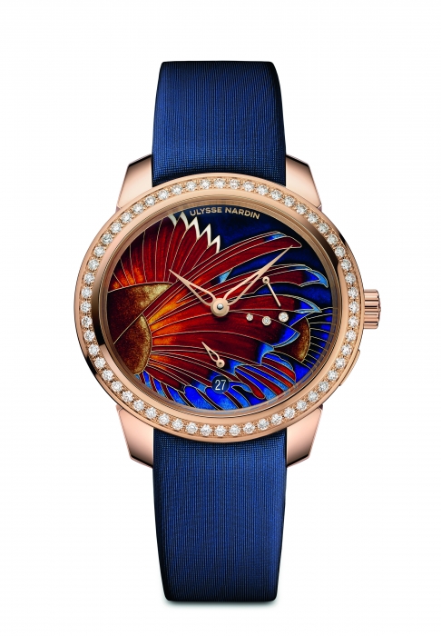 Jade Cloisonne LionfishЗнаковая коллекция с кнопочной заводной головкой пополнилась роскошными эмалевыми циферблатами, изготовленными вручную по