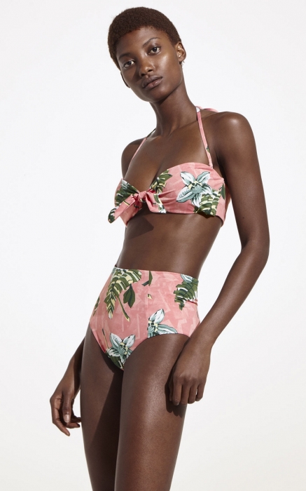 Oysho, низ 1699 руб., верх 1999 руб. (Oysho)