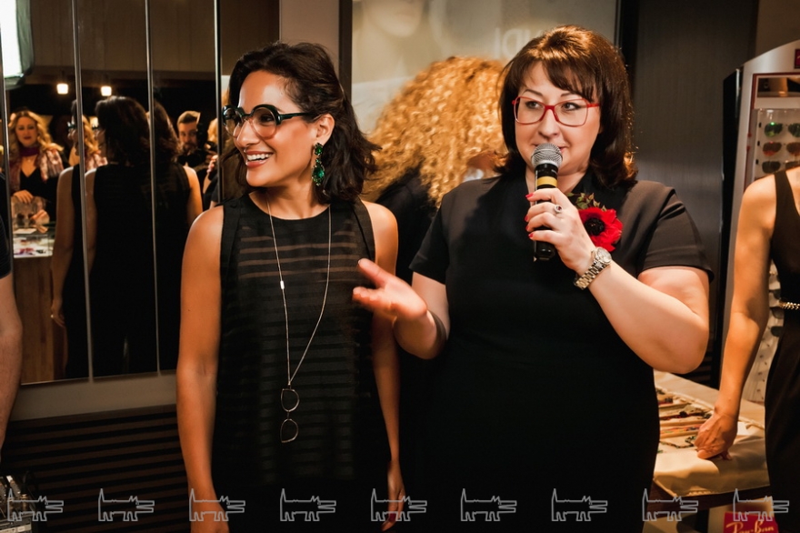 Французский дизайнер очков Каролин Абрам и директор сети оптических салонов «Тамара» Татьяна Проскурина