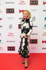 Дженни Яснец