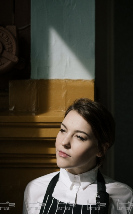 Рубашка NNedre (NNedre), платье Balenciaga (ДЛТ)