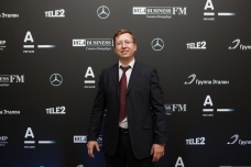 Олег Бондаренко