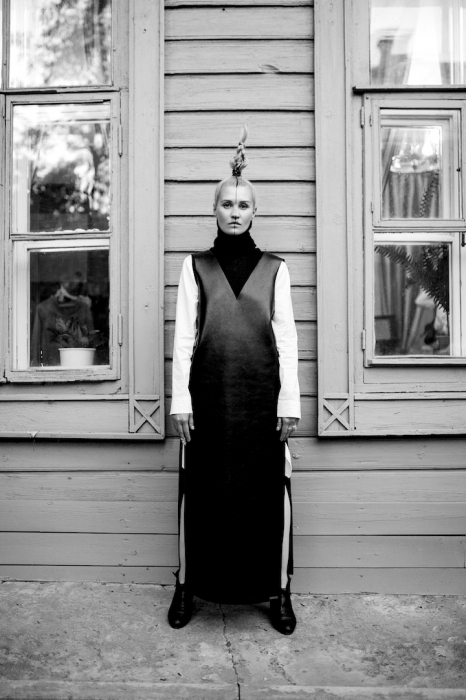 Модель: продюсер проектов в области культуры Катерина Гущина Дизайнер: Гуля Давлатова, бренд Davlatova, победитель по мнению экспертов, обладатель