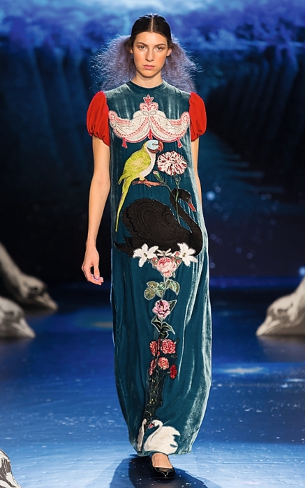 Коллекция Haute Couture 2016/2017 «Истории лебедя» модного дома Tatyana Parfionova