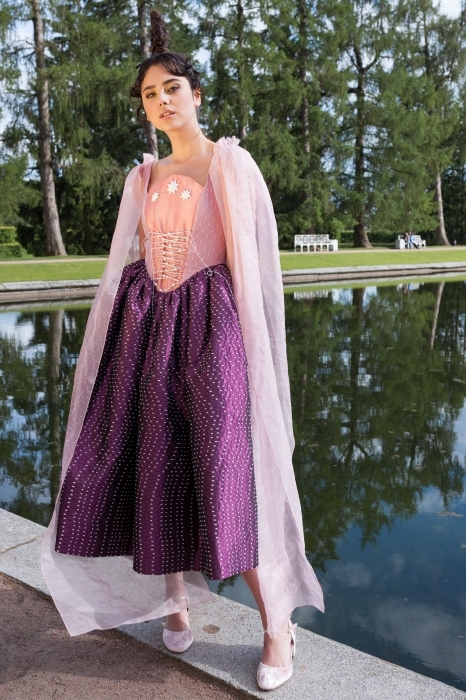 Показ Леонида Алексеева на Зеркальном прудике