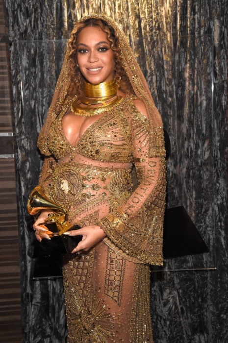 Бейонсе в платье Peter Dundas на церемонии вручения премии «Grammy-2017»