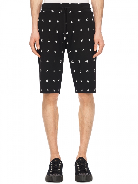 Шорты MCQ Alexander McQueen, 14 210 рублей (вместо 20 300 рублей)