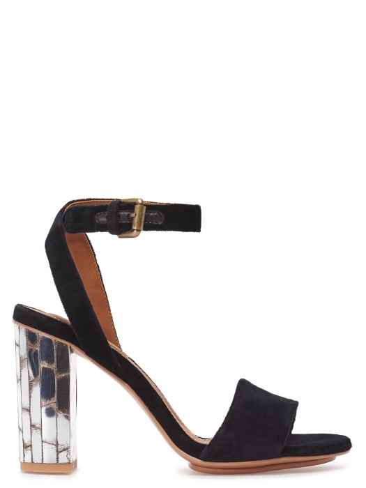 Босоножки See by Chloe, 15 260 рублей (вместо 21 800 рублей)