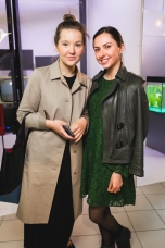 Варя Богер, Виктория Алексеева