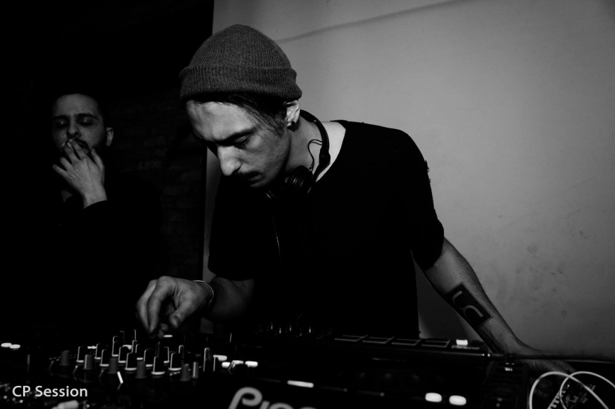 Пятница, 14 июля Максима Куплянина, он же Maksim Kupper, завсегдатаи вечеринок местных промо-проектов знают давно. Среди прочих диджеев он участвовал