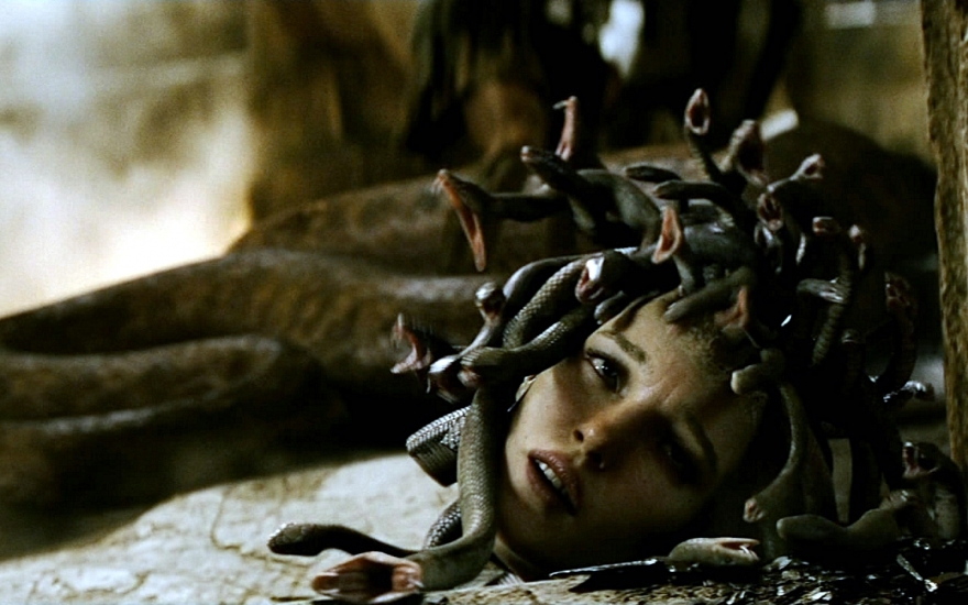 Наталья Водянова в фильме «Битва титанов», 2010