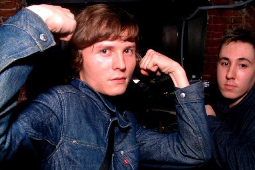 Пятница, 28 июля В «Соли» выходные начнутся с внезапного бек-ту-бек двух старых друзей и знаковых персонажей казанской независимой танцевальной сцены