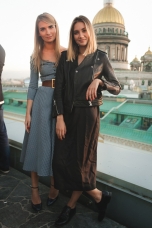 Мария Колосова. Карина Истомина