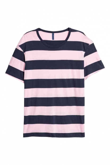 мужская футболка H&M, 699 руб.
