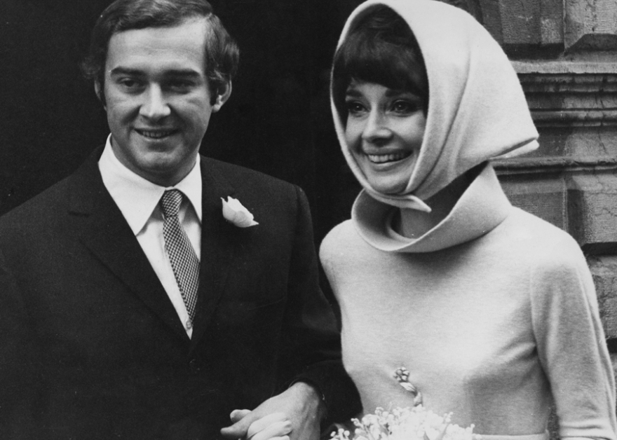 Андреа Дотти и Одри Хепберн после свадьбы в Швейцарии, 1969 год