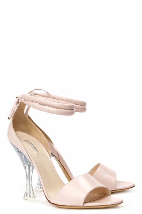 Giorgio Armani, 25 950 рублей (Babochka)