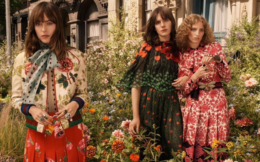 Рекламная кампания Gucci с Дакотой Джонсон, Хари Неф и Петрой Коллинз
