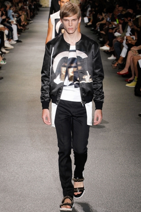 Givenchy, 2012 год