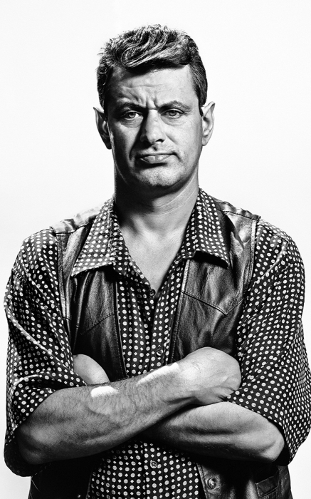 Бездомный, которого в рамках акции «Ночлежки» подстриг Насир Собани. Фото: Алексей Костромин