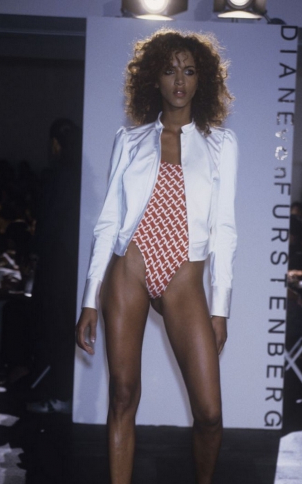 Коллекция Diane von Furstenberg, 2001 год