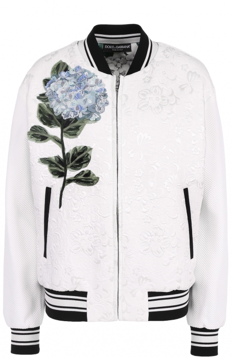 Женский бомбер Dolce & Gabbana, 127 500 рублей (ДЛТ)