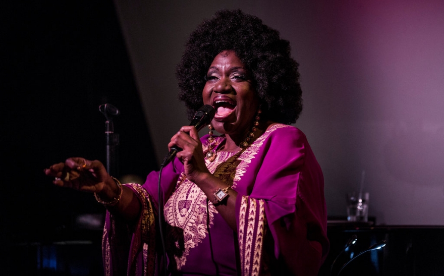 Четверг, 17 августа Великолепная джазовая вокалистка Шарон Кларк обладает потрясающим голосом и обаянием, который смогут оценить посетители фестиваля