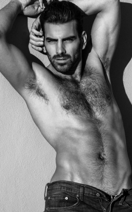 Найл ДиМарко в одной из первых профессиональных фотосессий, 2015 год