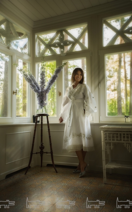 Серьги Axenoff Jewellery (Axenoff Jewellery), платье Rusmotiv (Rusmotiv), туфли Manolo Blahnik (ДЛТ)