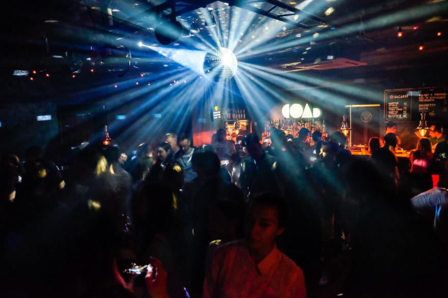 Суббота, 1 сентябряПодвести итоги ушедшего лета предлагают на вечеринке «Я календарь переверну» — название позаимствовали из классики Шафутинского