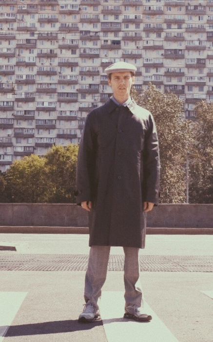 Антоха МС образе советского инженера