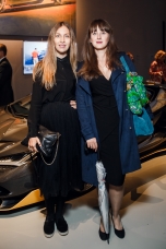 Саша Карпова. Юлия Васильева