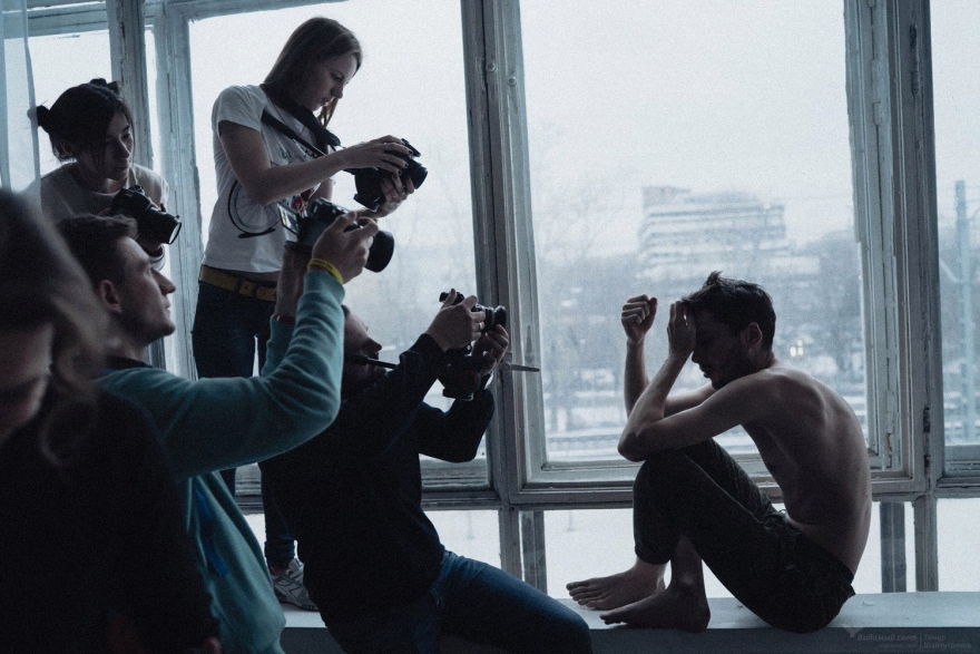 Понедельник, 11 сентябряНа бесплатном мастер-классе по фотографии «10 советов начинающему фотографу» даст профессионал Тимур Шайхутдинов. Уже 7 лет он