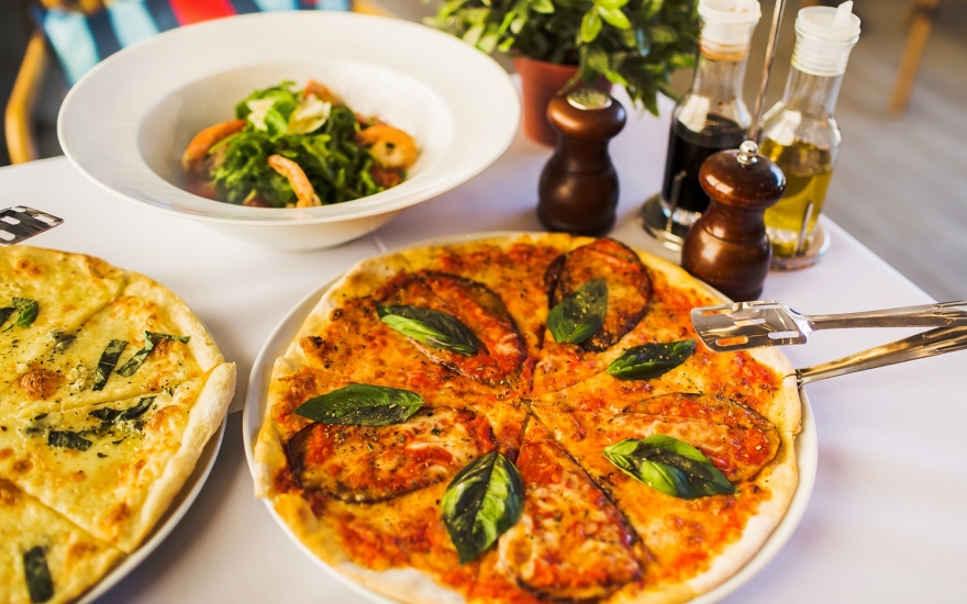 Пицца с баклажанами