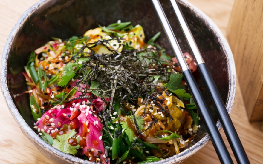 Поке с соевой спаржей