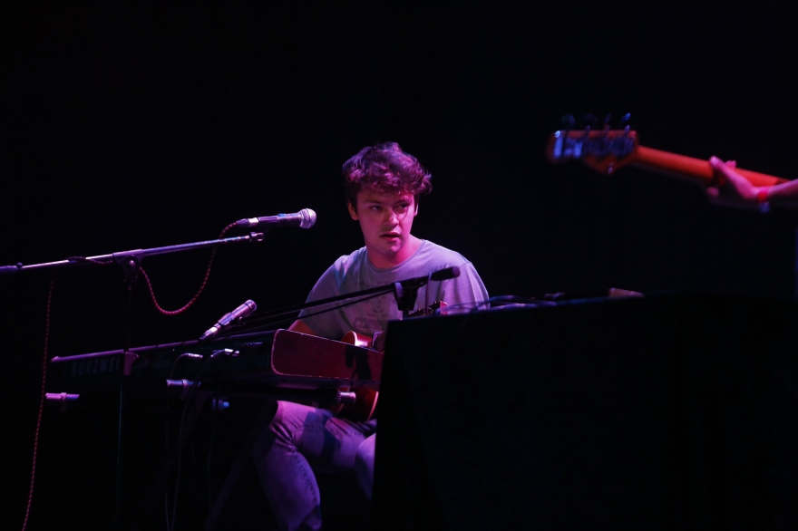 Группа The Retuses