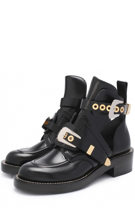 Balenciaga, 73 200 рублей (ДЛТ)