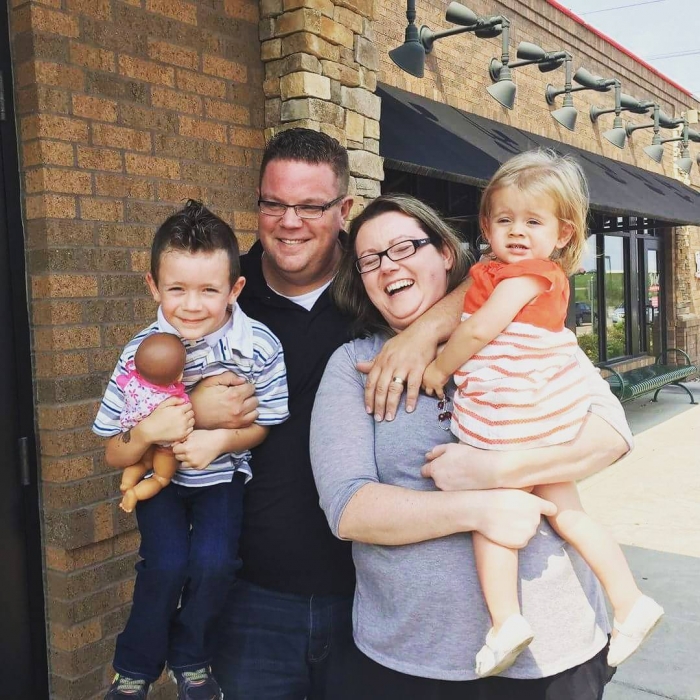 @jtitus311: «По мне не скажешь, но во время, когда был сделан этот снимок, я ежечасно думал о самоубийстве. Мне просто хотелось исчезнуть. Я обожаю