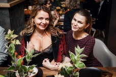 Кристина Шибаева, Оксана Кравцова