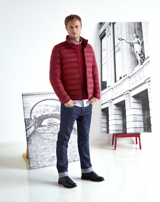 Андрей Ермаков, первый солист балета Мариинского театраУльтралегкий пуховик 4999 p.