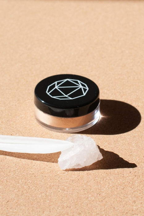 Минеральная пудра, объем 10 мл., 560 рублей