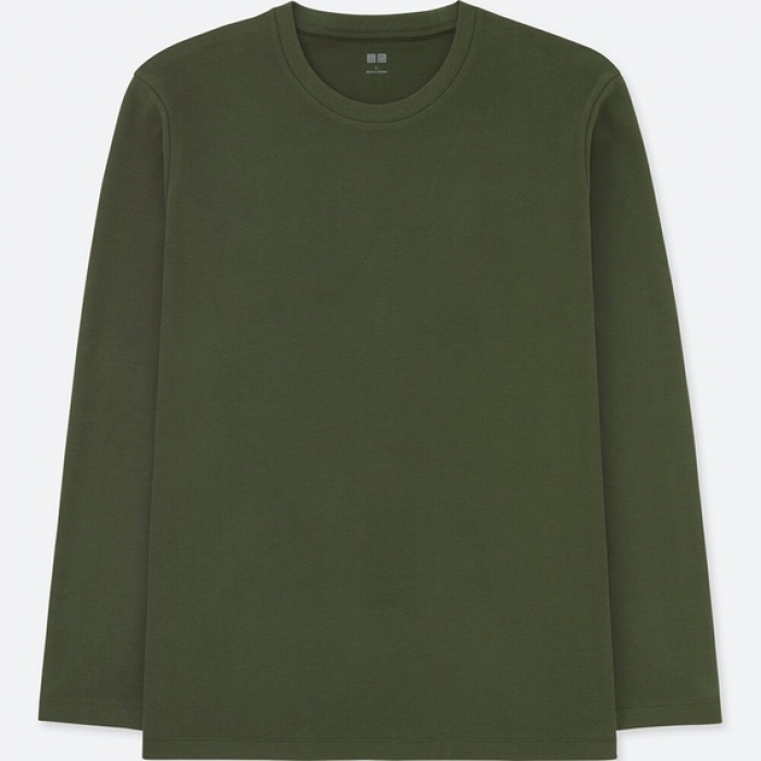 Футболка из мягкого хлопка, 999 рублей.