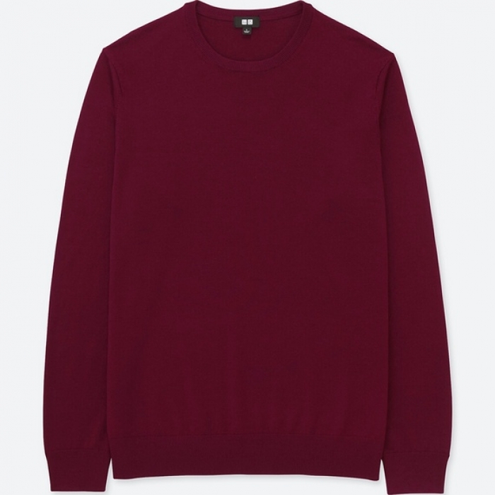 Свитер из экстратонкой мериносовой шерсти, круглый вырез, 2999 рублей.