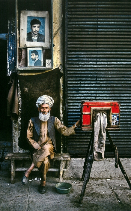 Стив Маккарри. Фотограф-портретист. Бумага, цифровая печать. Афганистан, 1992 год