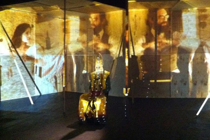 Спектакль АХЕ «Между двумя. Выбор чрева»