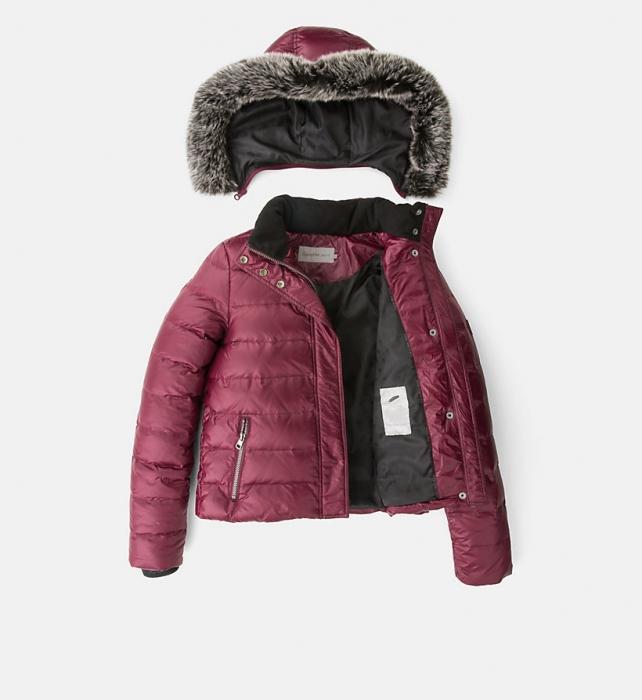 Calvin Klein Jeans, 18 800 рублей (Calvin Klein Jeans)